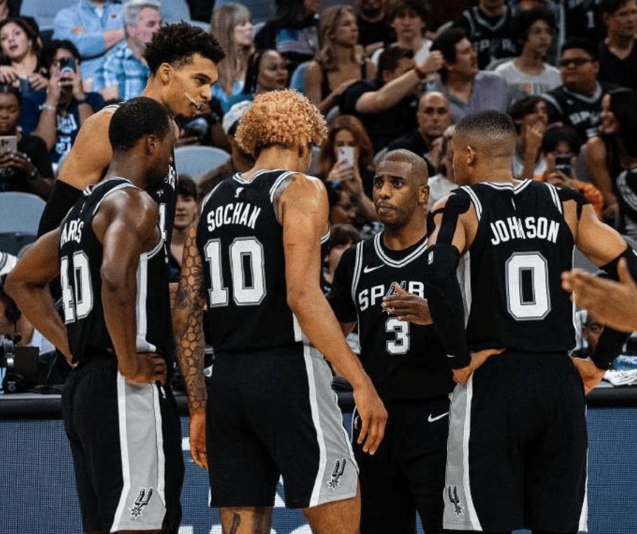 Dro的崛起：巴萨新星在马竞之战中展翅高飞（Dro爆发：巴萨新星对阵马竞一战成名）