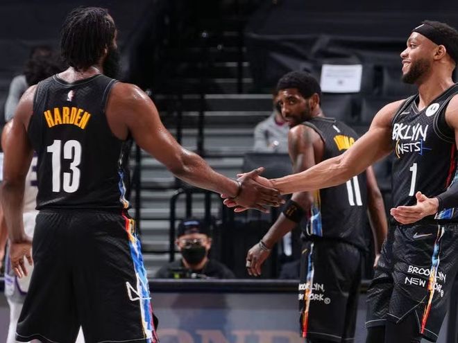 利物浦vs布莱顿前瞻：萨拉赫问题解决 利物浦主场擒拿海鸥（利物浦vs布莱顿前瞻：萨拉赫难题解除，红军主场有望拿下海鸥）