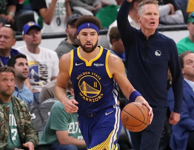 利物浦快节奏打法极具观赏性（利物浦快节奏踢法观赏性十足）