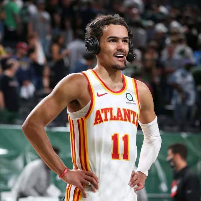 掘金约基奇豪取三双助球队连胜（约基奇砍下三双率掘金延续连胜）