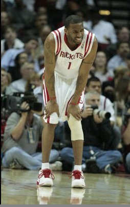 范戴克：外界的噪声不会改变什么，一切最终要靠在赛场上回应（范戴克：任凭外界喧嚣，答案终在球场上给出）